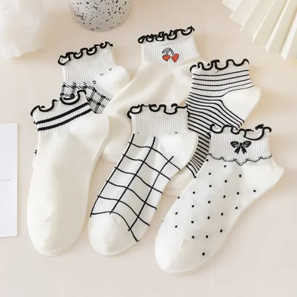 5-PairsWomens-Socks-Spring-Snd-Summer-Thin-Ins-Fashion-Casual-Cute-Japanese-Boat-Socks-Student-Lace-3