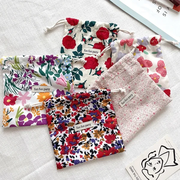 Cotton-Linen-Floral-Storage-Drawstring-Bag-Women-Finishing-Storage-Pouch-Cute-Makeup-Bag-Christmas-Gift-Candy-3