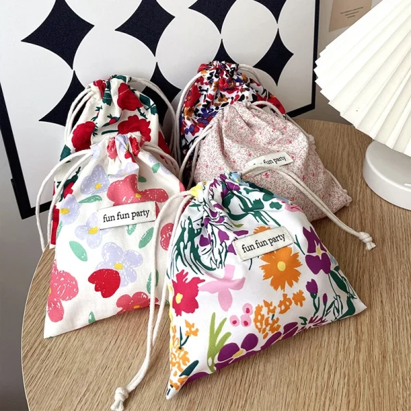 Cotton-Linen-Floral-Storage-Drawstring-Bag-Women-Finishing-Storage-Pouch-Cute-Makeup-Bag-Christmas-Gift-Candy-5