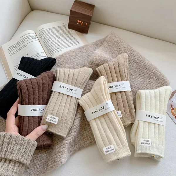 New-Winter-Socks-Women-Cashmere-Wool-Thicken-Warm-Women-Socks-Sox-Japanese-Fashion-Harajuku-Solid-Color-1