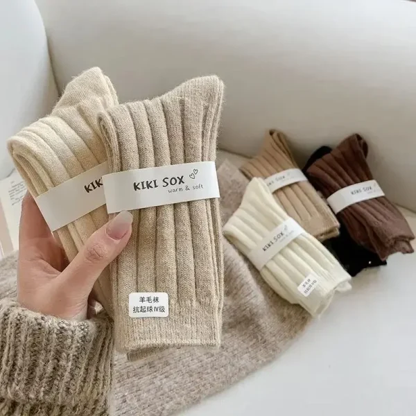 New-Winter-Socks-Women-Cashmere-Wool-Thicken-Warm-Women-Socks-Sox-Japanese-Fashion-Harajuku-Solid-Color-3