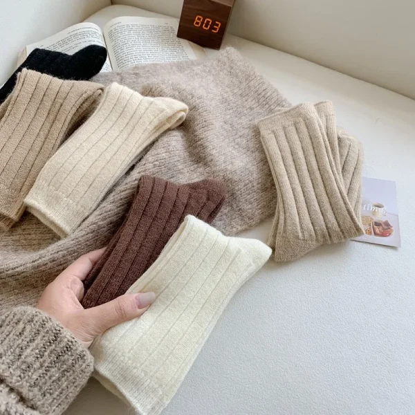 New-Winter-Socks-Women-Cashmere-Wool-Thicken-Warm-Women-Socks-Sox-Japanese-Fashion-Harajuku-Solid-Color