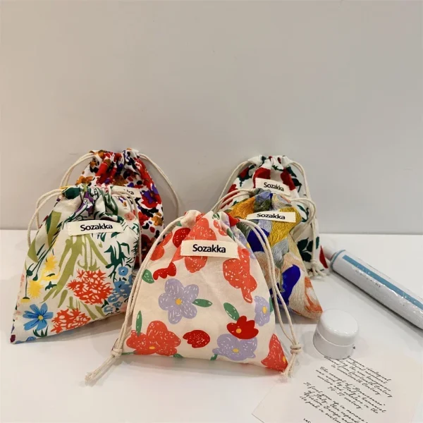 Small-Cotton-Fabric-Floral-Drawstring-Bags-Cosmetic-Bag-Lipstick-Toiletry-Makeup-Organizer-Christmas-Gift-Packaging-Storage-2