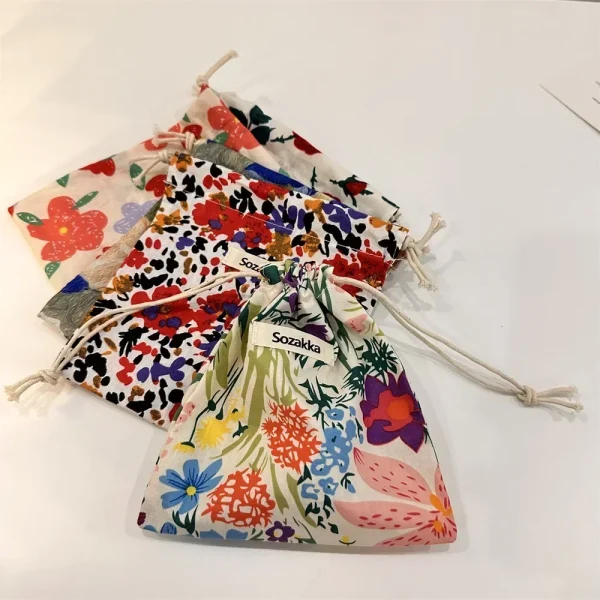 Small-Cotton-Fabric-Floral-Drawstring-Bags-Cosmetic-Bag-Lipstick-Toiletry-Makeup-Organizer-Christmas-Gift-Packaging-Storage-3